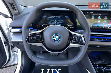 Седан BMW i5 2024 в 