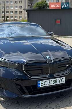 Седан BMW i5 2023 в Сокалі