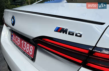 Седан BMW i5 2024 в 
