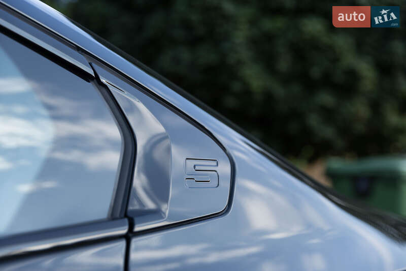 Седан BMW i5 2024 в Луцьку