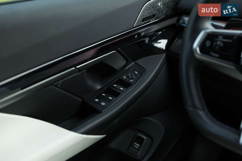 Седан BMW i5 2024 в Луцьку