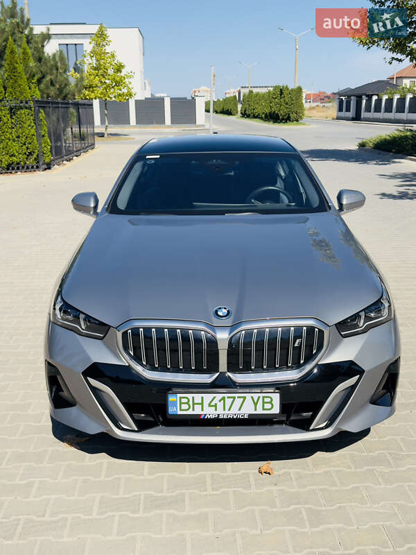Седан BMW i5 2024 в Одессе
