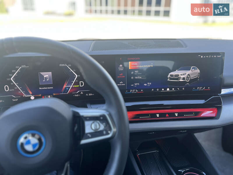 Седан BMW i5 2024 в Киеве