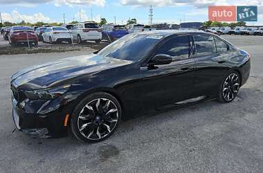 Седан BMW i5 2024 в Киеве