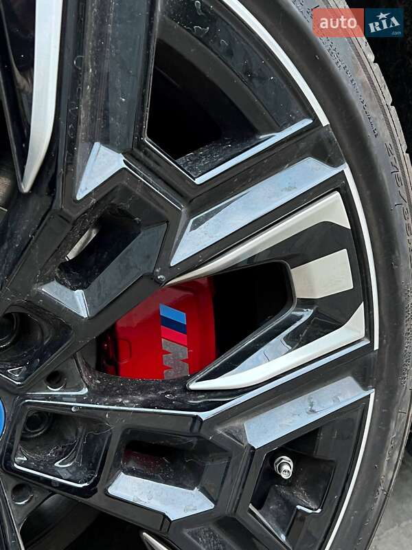 Седан BMW i5 2024 в Черкассах