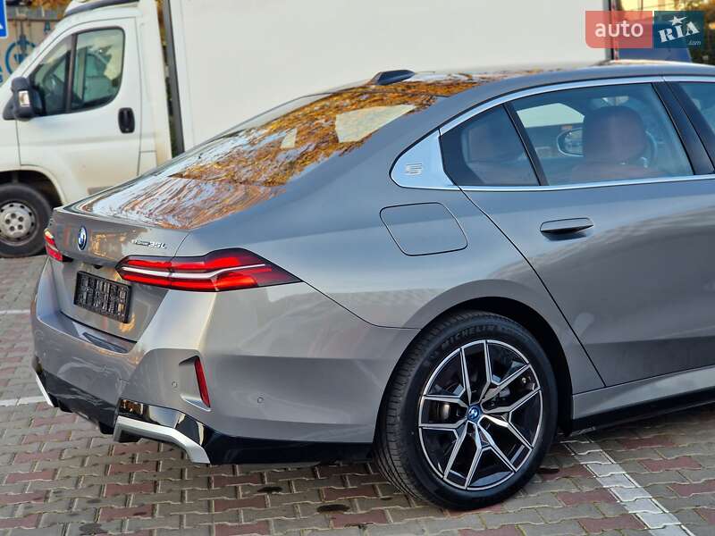 Седан BMW i5 2024 в Одессе