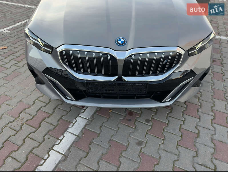 Седан BMW i5 2024 в Одессе