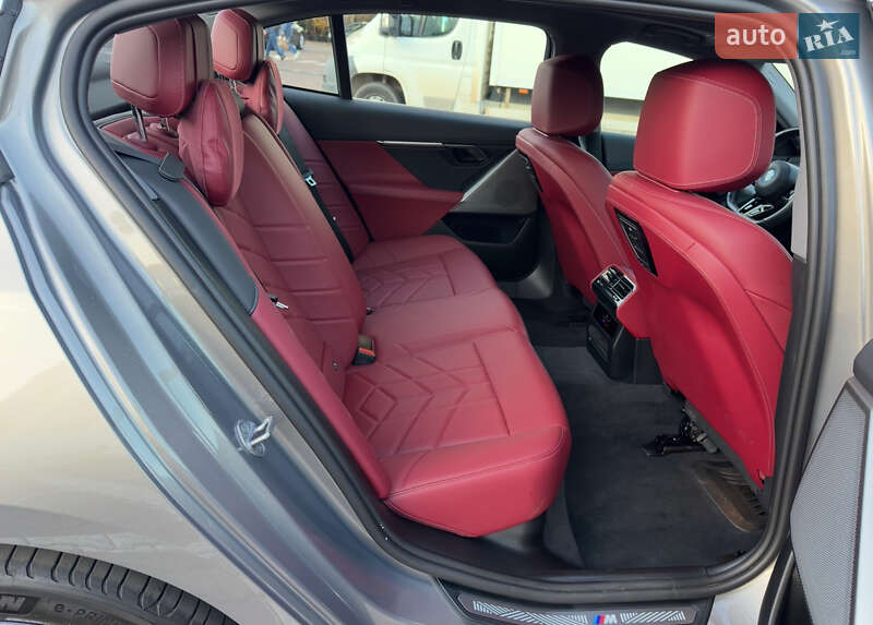 Седан BMW i5 2024 в Одессе