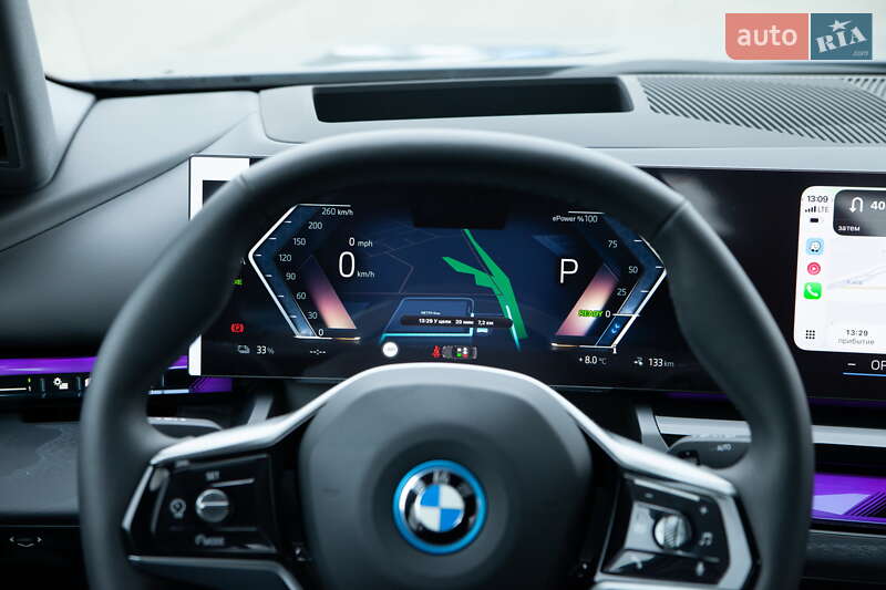 Седан BMW i5 2024 в Киеве