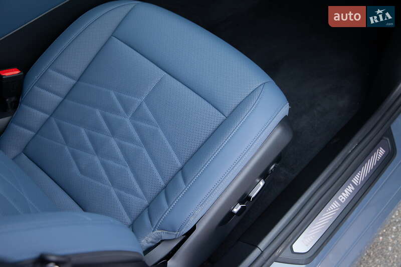 Седан BMW i5 2024 в Киеве