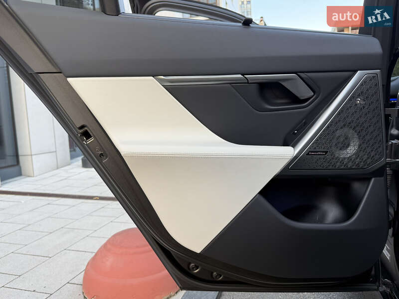 Седан BMW i5 2023 в Киеве