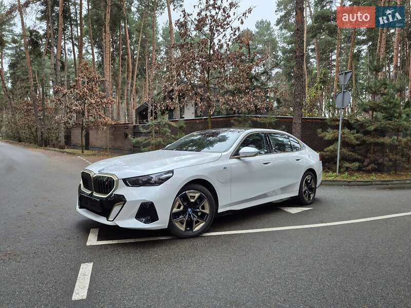 Седан BMW i5 2024 в Шевченково