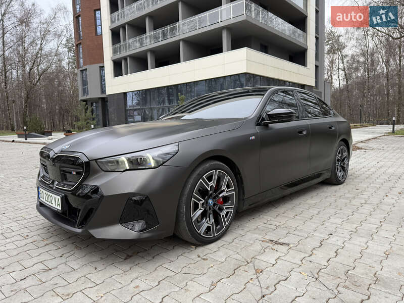 Седан BMW i5 2024 в Тернополі