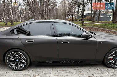 Седан BMW i5 2024 в Тернополі