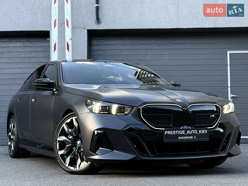 Седан BMW i5 2023 в Києві