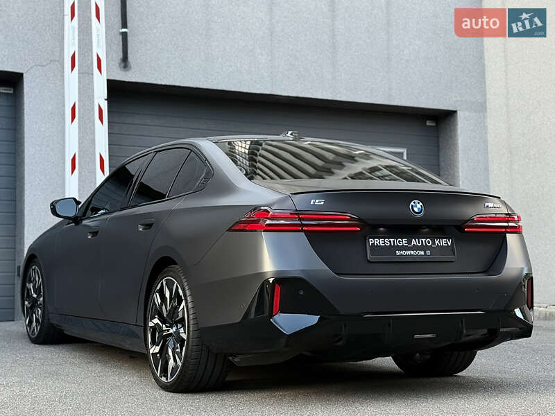 Седан BMW i5 2023 в Києві