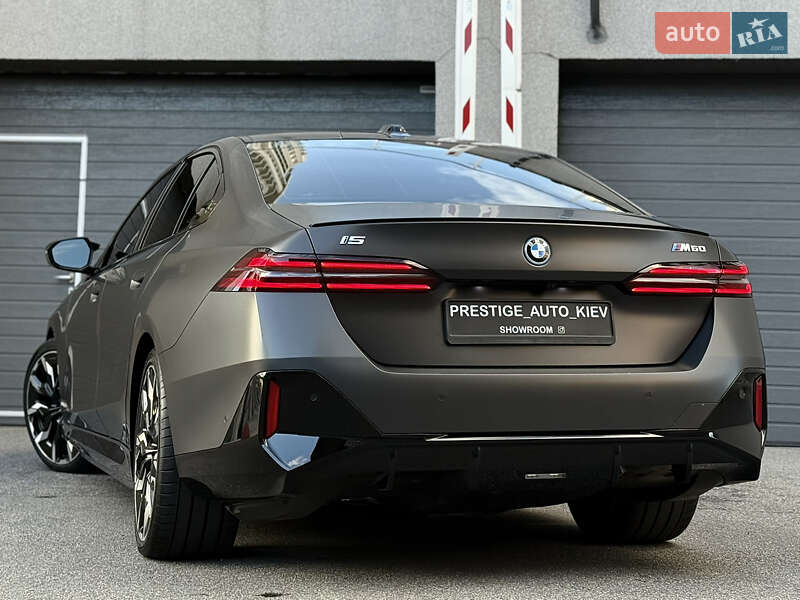 Седан BMW i5 2023 в Києві