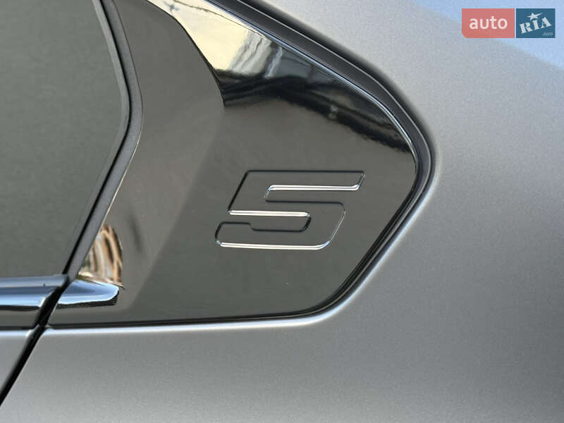 Седан BMW i5 2023 в Києві