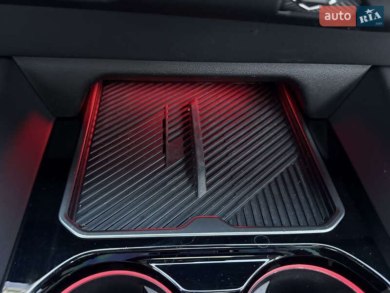 Седан BMW i5 2023 в Києві