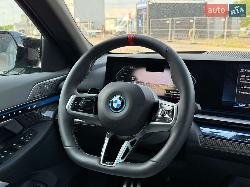 Седан BMW i5 2024 в Киеве