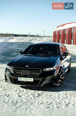 Седан BMW i5 2023 в Львове
