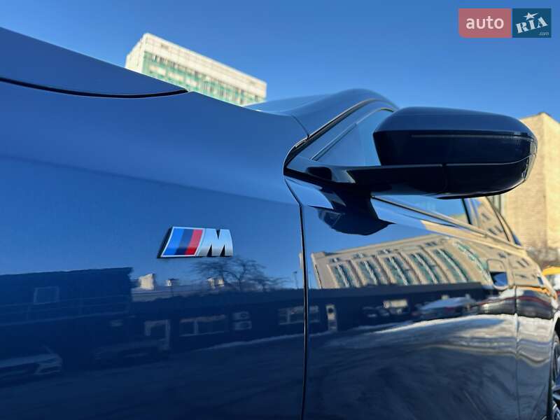 Седан BMW i5 2024 в Києві