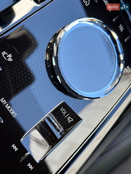 Седан BMW i5 2023 в Киеве