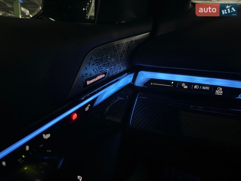 Седан BMW i5 2023 в Киеве