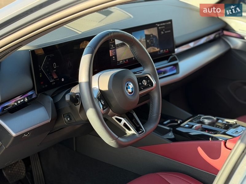 Седан BMW i5 2024 в Днепре