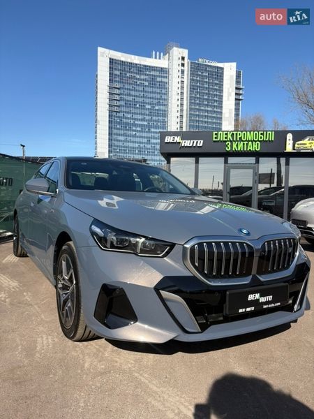 BMW i5 2024