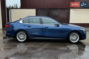 Седан BMW i5 2024 в Рівному
