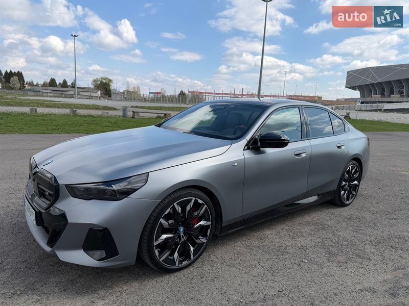 BMW i5 2024