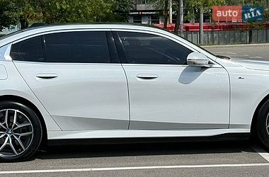 Седан BMW i5 2024 в Киеве