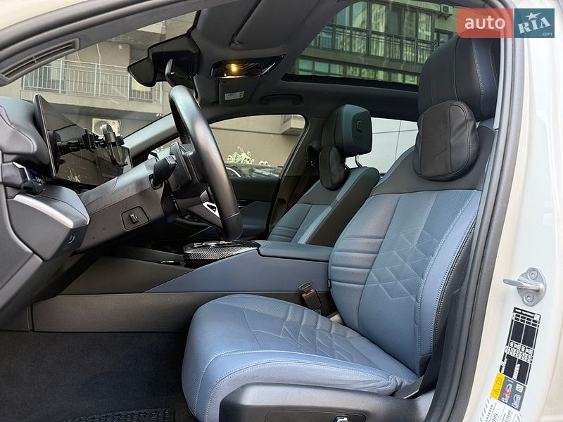 Седан BMW i5 2024 в Киеве