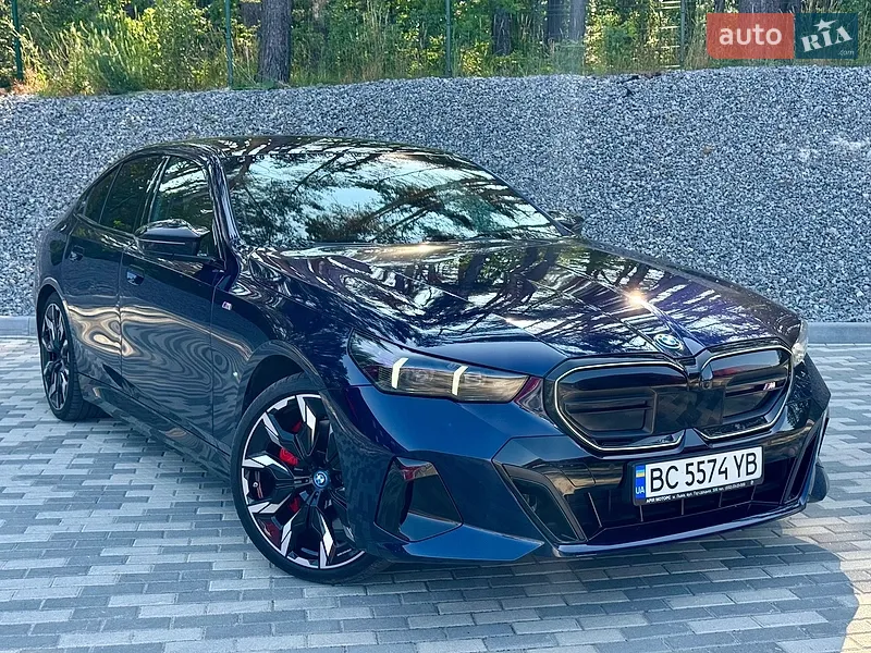 BMW i5