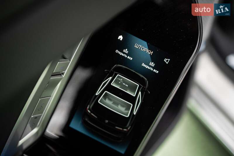 Седан BMW i7 2023 в Одессе