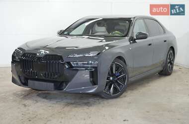 Седан BMW i7 2023 в Хмельницькому