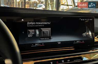 Седан BMW i7 2023 в Днепре