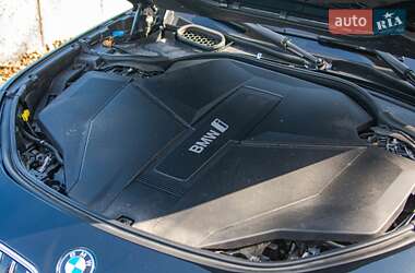 Седан BMW i7 2022 в 