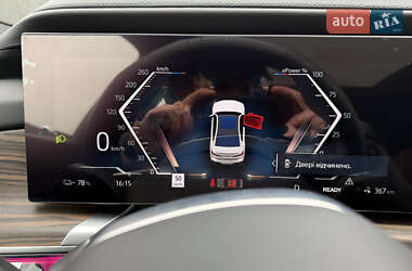 Седан BMW i7 2024 в Киеве
