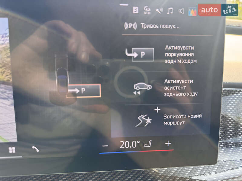 Седан BMW i7 2023 в Львове