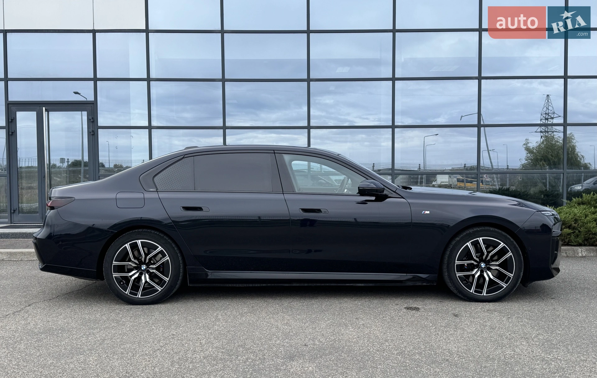 2023 BMW i7 - мініатюра 7