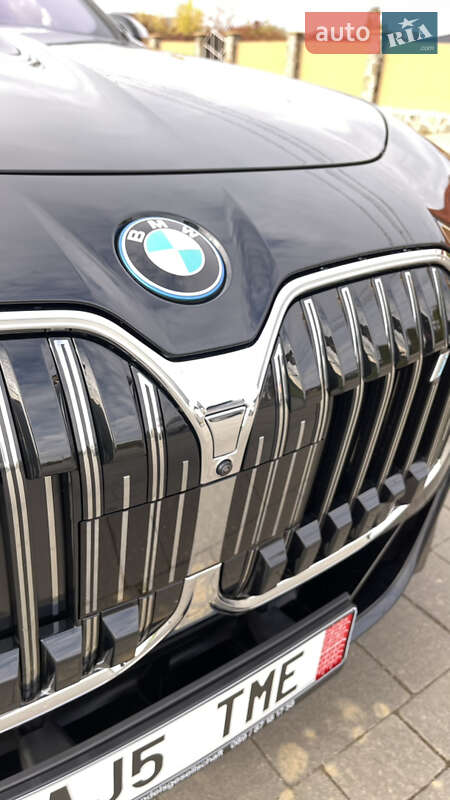 Седан BMW i7 2024 в Ужгороде фото 11 Седан BMW i7 2024 в Ужгороде