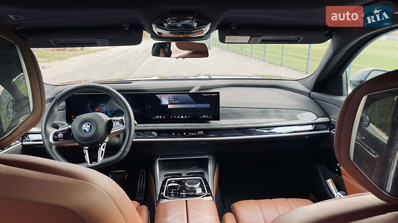Седан BMW i7 2024 в Ужгороде фото 34 Седан BMW i7 2024 в Ужгороде