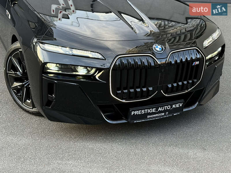 Седан BMW i7 2025 в Киеве фото 7 Седан BMW i7 2025 в Киеве