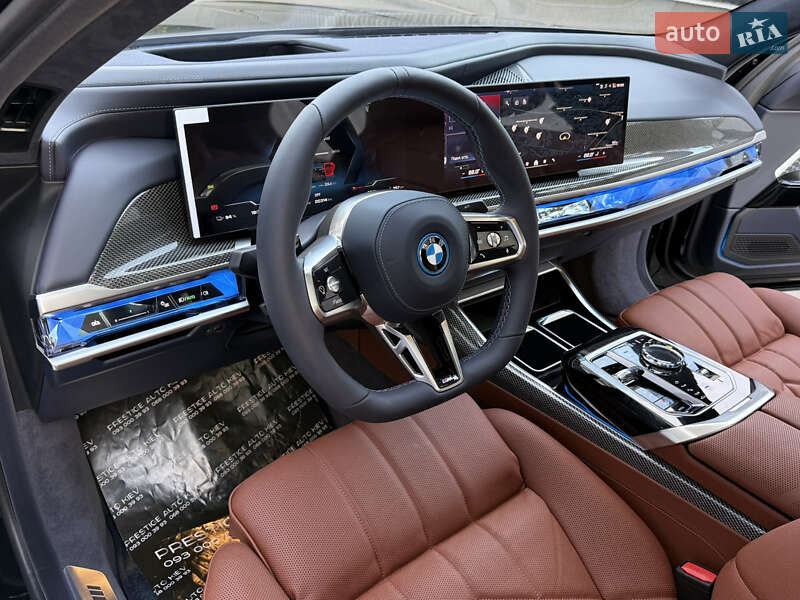 Седан BMW i7 2025 в Киеве фото 49 Седан BMW i7 2025 в Киеве