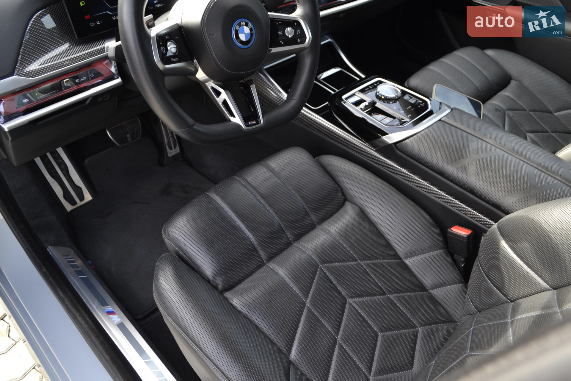 2022 BMW i7 - мініатюра 14