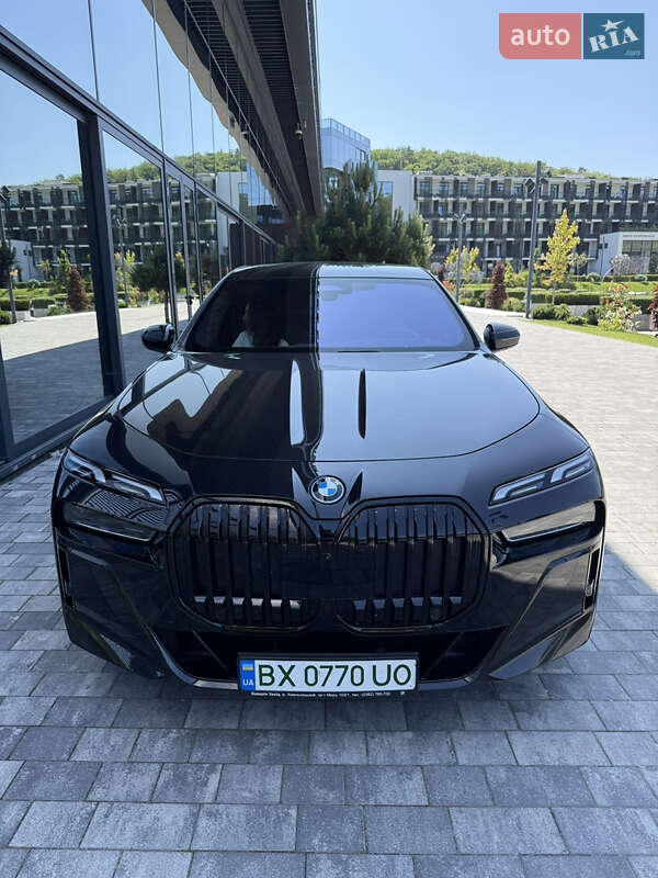 Седан BMW i7 2022 в Хмельницком фото Седан BMW i7 2022 в Хмельницком