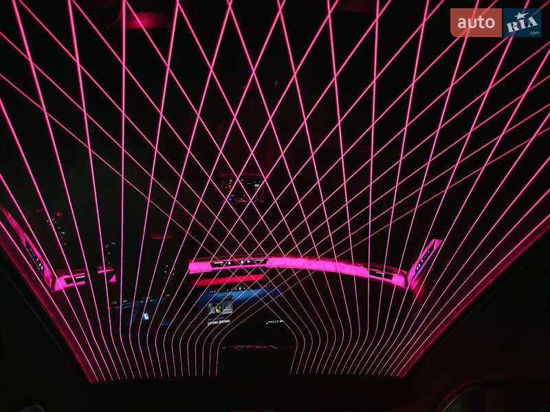 Седан BMW i7 2023 в Киеве фото 15 Седан BMW i7 2023 в Киеве