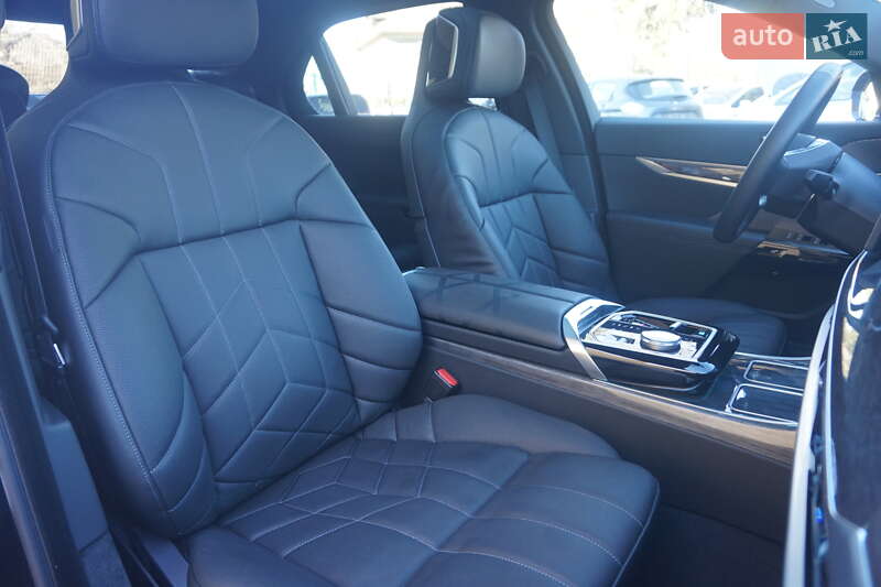Седан BMW i7 2024 в Самборе фото 45 Седан BMW i7 2024 в Самборе